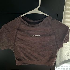 Alphalete Crop Top
